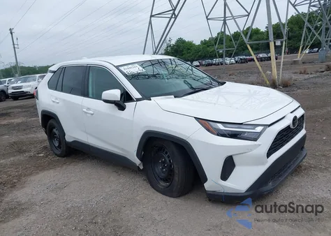 2024 Toyota Rav4 Le z USA, uszkodzony, nr VIN 2T3G1RFV3RC463800